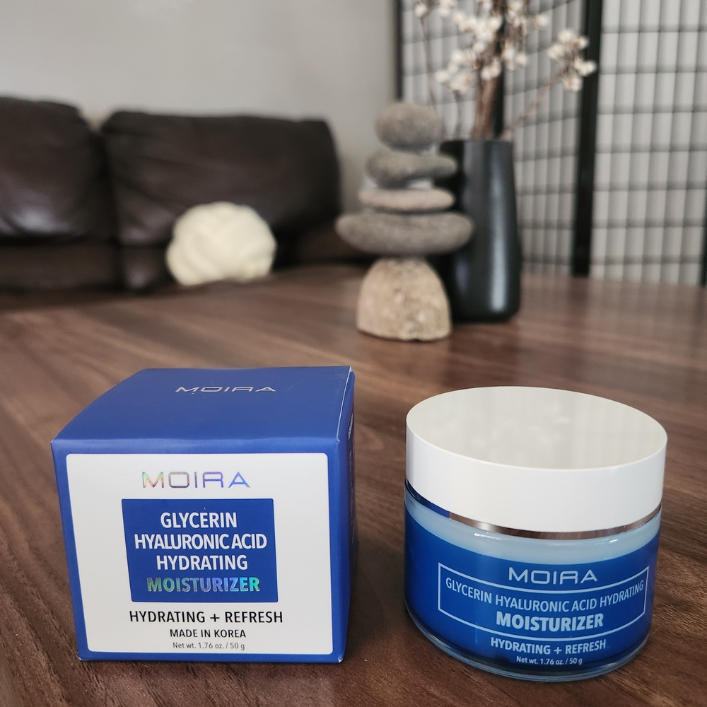 Moira - Hyaluronic Acid Hydrating Moisturizer